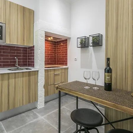 Lxway Travessa Da Peixeira Apartment