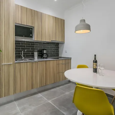 Lxway Travessa Da Peixeira Apartment